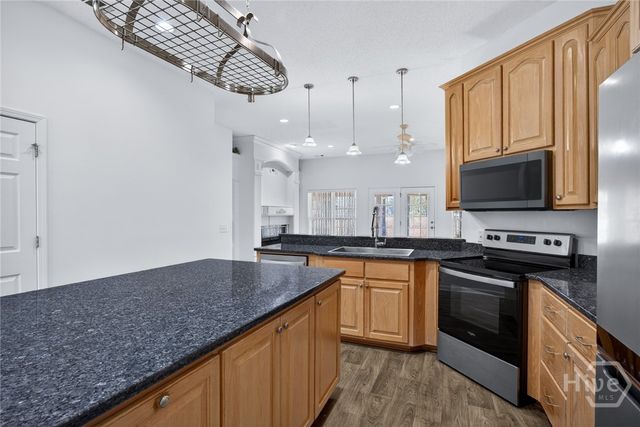 568 Marshview Drive, Richmond Hill, GA 31324