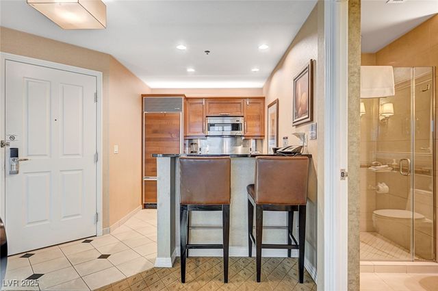 125 East HARMON Avenue 2601, Las Vegas, NV 89109