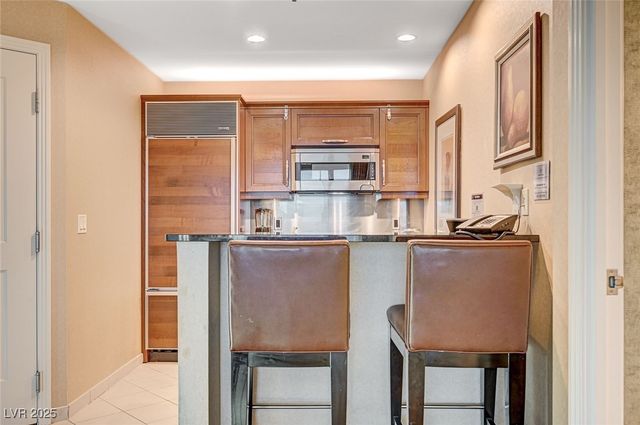 125 East HARMON Avenue 2601, Las Vegas, NV 89109