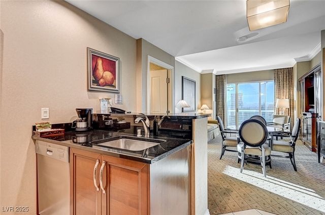 125 East HARMON Avenue 2601, Las Vegas, NV 89109