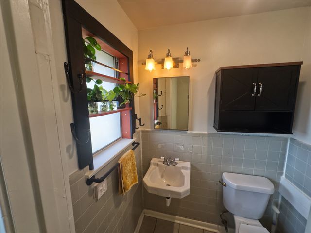 11022 Dunaway Drive, Dallas, TX 75228