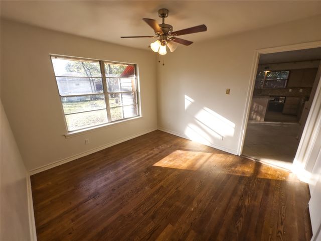 11022 Dunaway Drive, Dallas, TX 75228