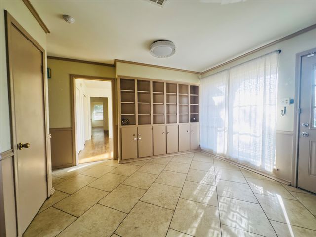 11022 Dunaway Drive, Dallas, TX 75228