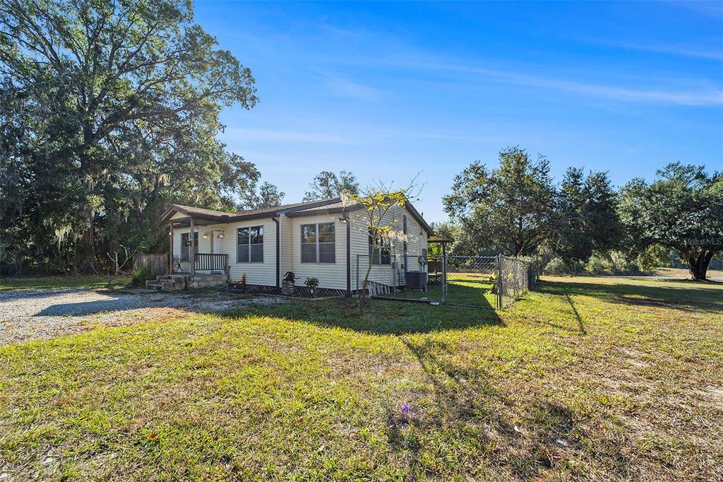 2215 WALLACE ROAD, Lutz, FL 33549