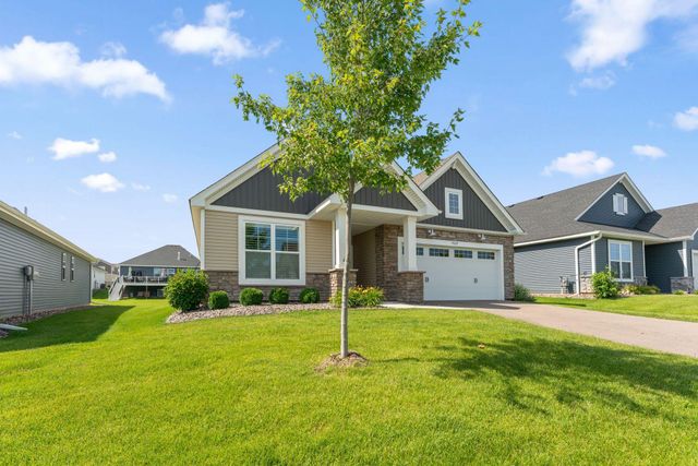 7609 Upper 38th Street N, Oakdale, MN 55128