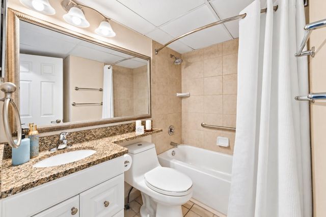 6102 Seawall Boulevard 258, Galveston, TX 77551