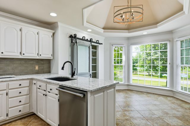5058 Windland Dr, Springfield, TN 37172