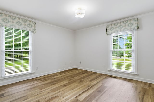 5058 Windland Dr, Springfield, TN 37172