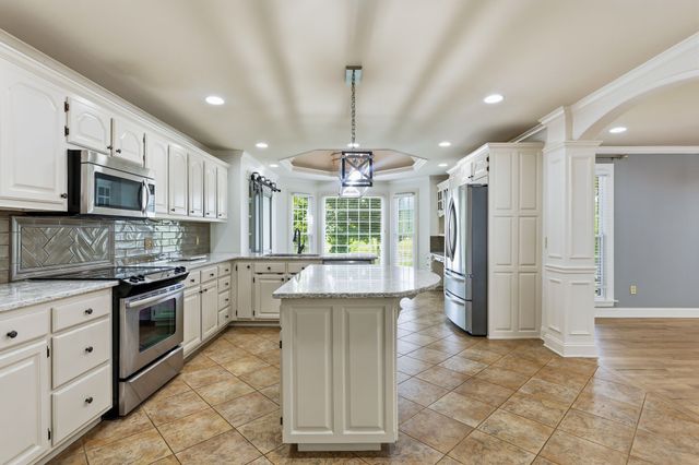 5058 Windland Dr, Springfield, TN 37172