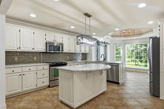 5058 Windland Dr, Springfield, TN 37172