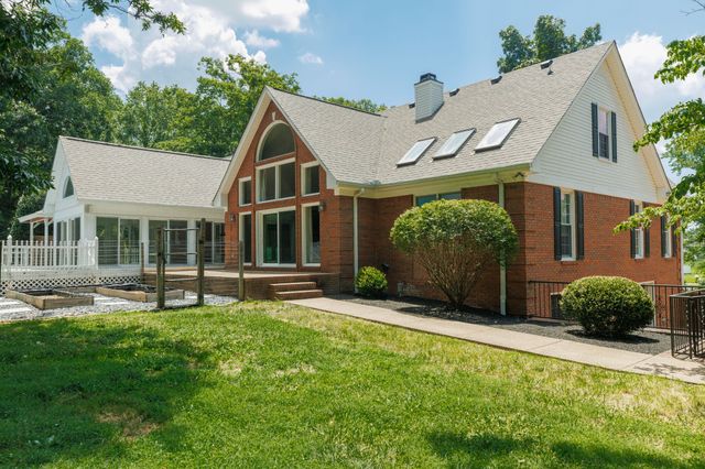 5058 Windland Dr, Springfield, TN 37172