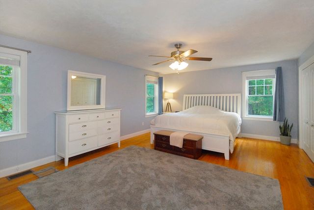 9 Pine Grove Rd, Westford, MA 01886