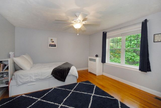 9 Pine Grove Rd, Westford, MA 01886