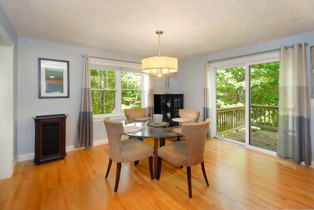 9 Pine Grove Rd, Westford, MA 01886