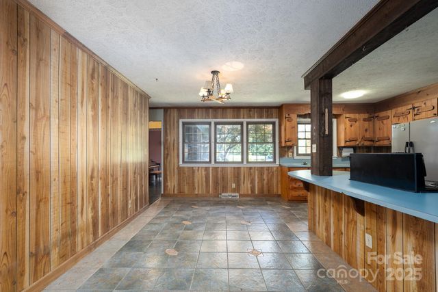 1085 Old Boiling Springs Road, Shelby, NC 28152