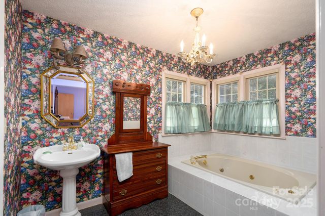 1085 Old Boiling Springs Road, Shelby, NC 28152