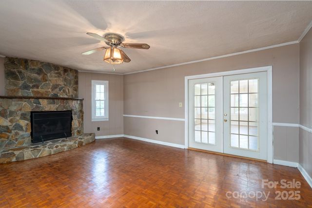 1085 Old Boiling Springs Road, Shelby, NC 28152