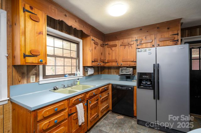 1085 Old Boiling Springs Road, Shelby, NC 28152