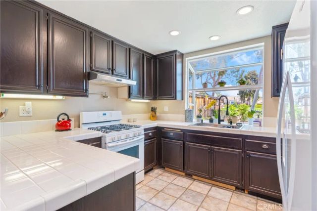 44 Pinzon, Rancho Santa Margarita, CA 92688