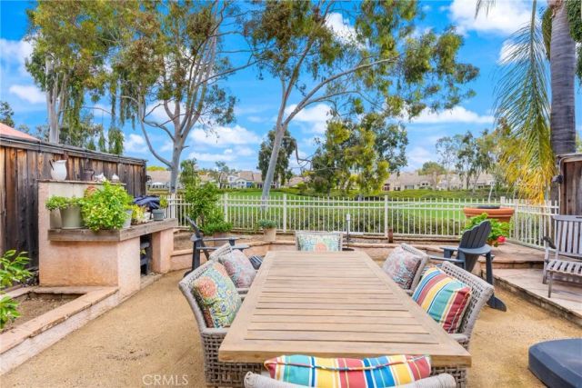 44 Pinzon, Rancho Santa Margarita, CA 92688