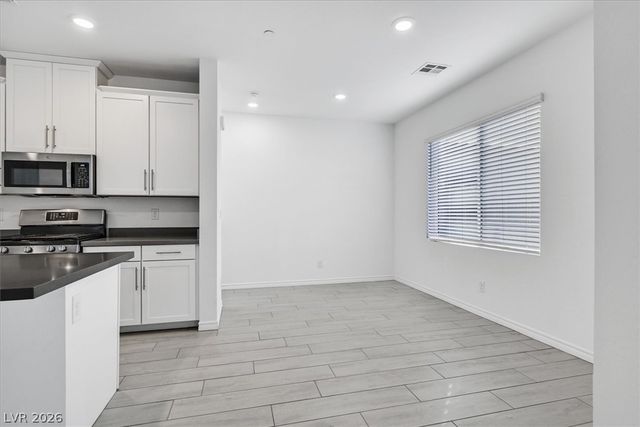 303 Fletcher Falls Street, Henderson, NV 89015