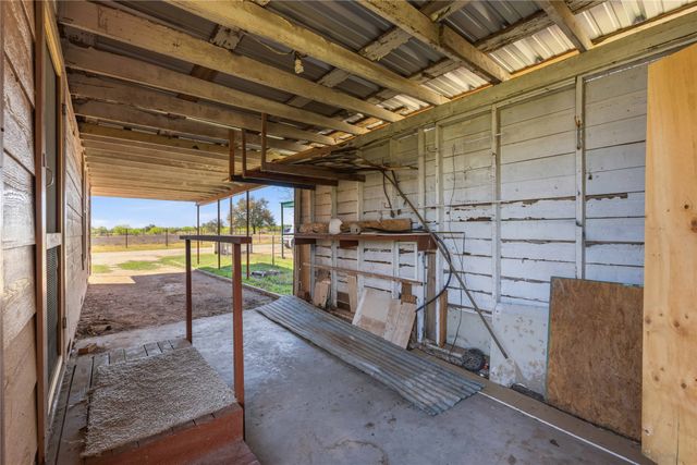 510 Medcalf Street, Bangs, TX 76823