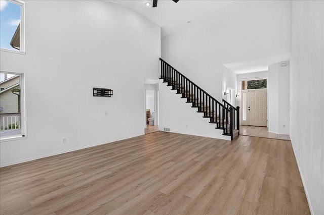 5230 Summer Ridge Drive, Madison, WI 53704