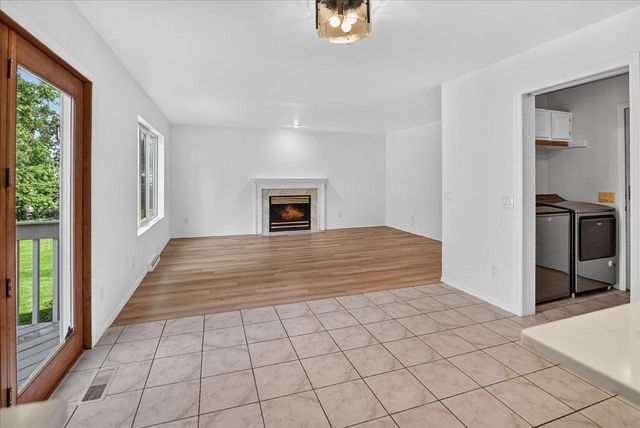 5230 Summer Ridge Drive, Madison, WI 53704