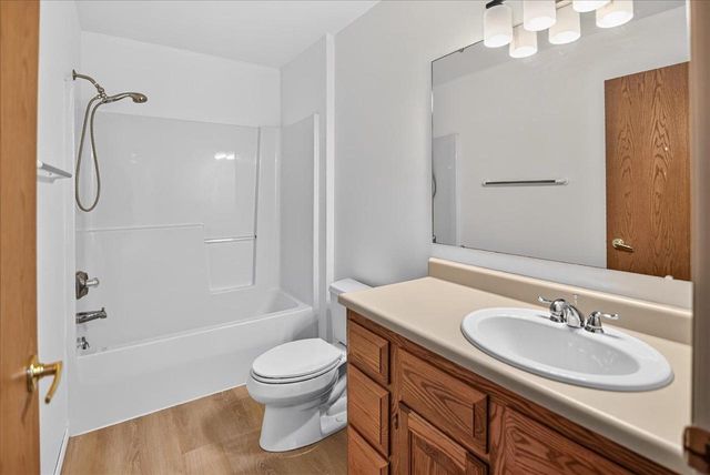 5230 Summer Ridge Drive, Madison, WI 53704