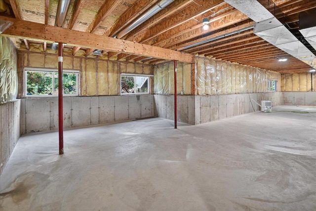 5230 Summer Ridge Drive, Madison, WI 53704