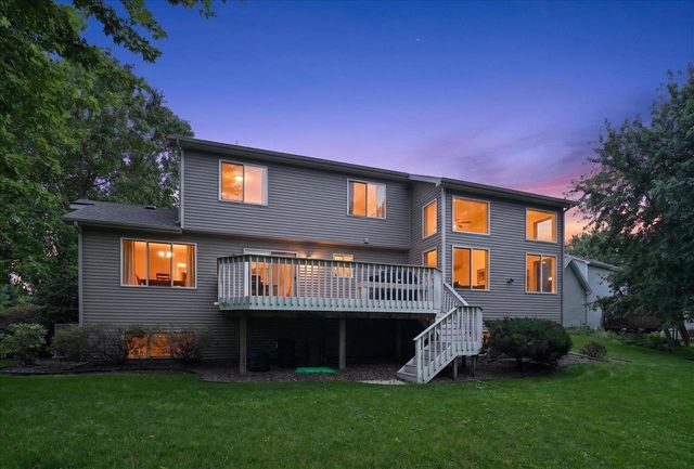 5230 Summer Ridge Drive, Madison, WI 53704