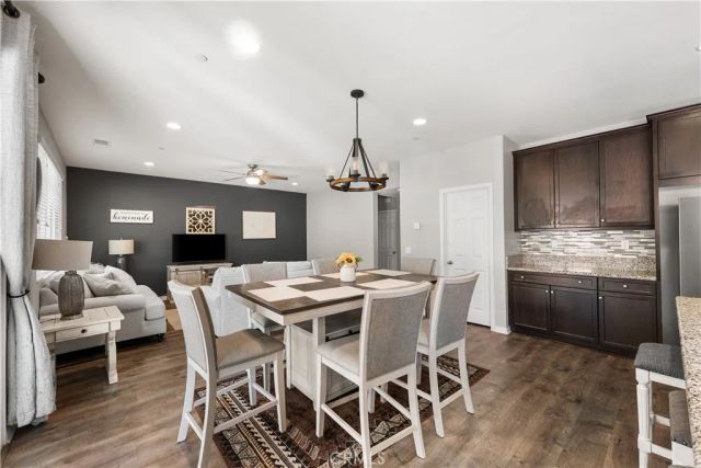 37436 Umbrella, Palmdale, CA 93551