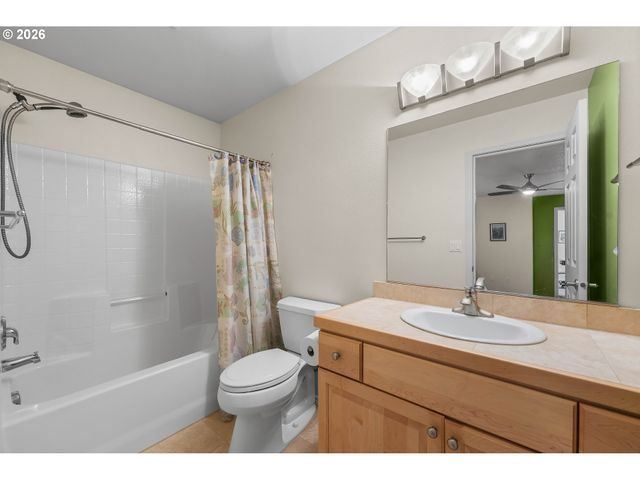 7609 Ne 61ST Cir, Vancouver, WA 98662
