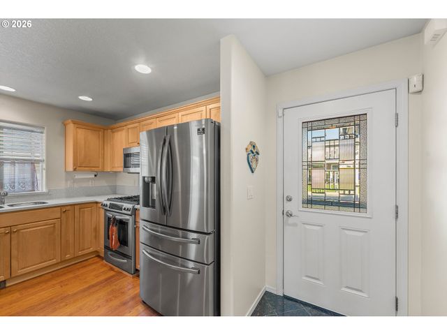 7609 Ne 61ST Cir, Vancouver, WA 98662