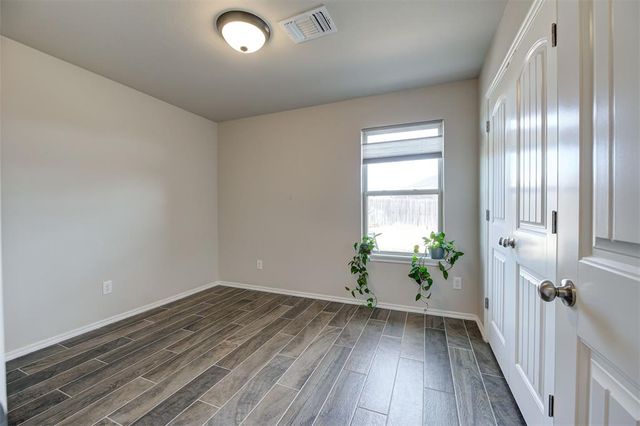 400 Haven Street, Yukon, OK 73099