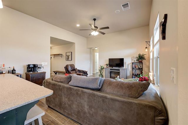 400 Haven Street, Yukon, OK 73099