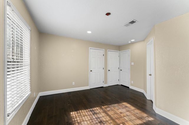 5231 Lyndhurst Drive, Houston, TX 77033