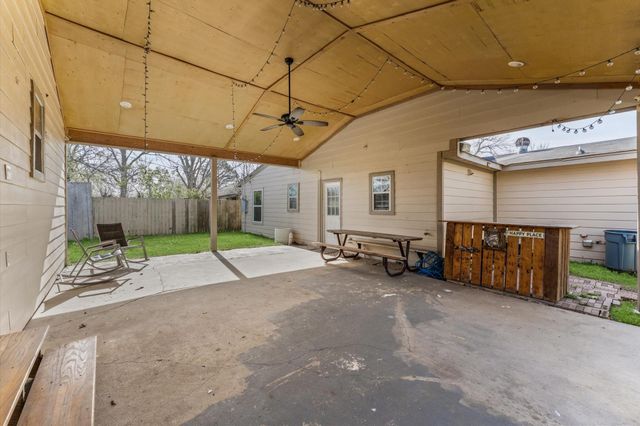 5231 Lyndhurst Drive, Houston, TX 77033