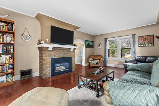536 N MEADE STREET, Appleton, WI 54911