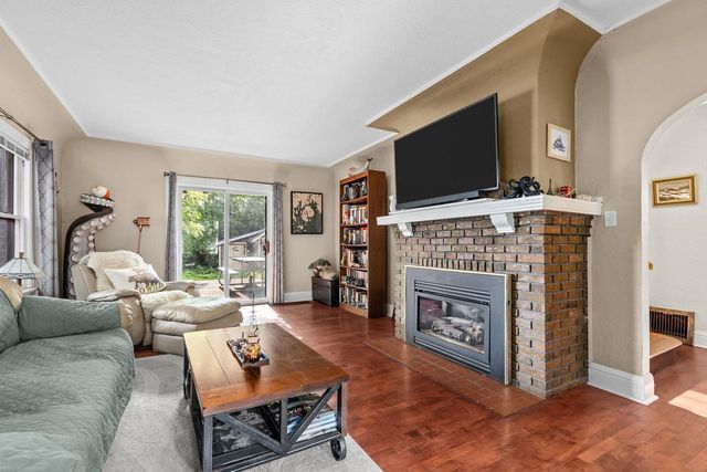 536 N MEADE STREET, Appleton, WI 54911