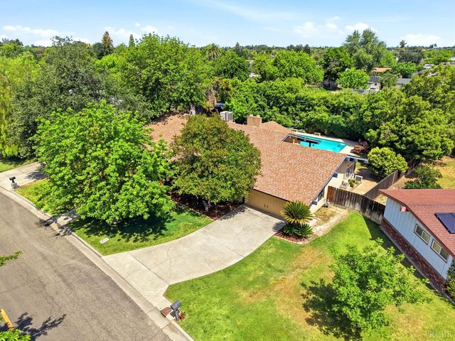 1967 Mulberry Drive, Hanford, CA 93230