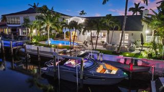 4261 NE 24th Avenue, Lighthouse Point, FL 33064
