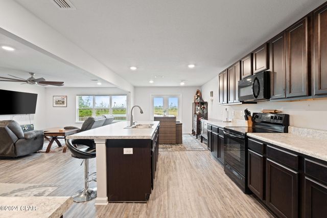 3946 Whitehead Boulevard, Panama City, FL 32404