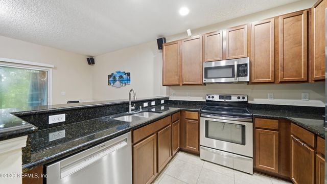13322 OCEAN MIST Drive, Jacksonville, FL 32258
