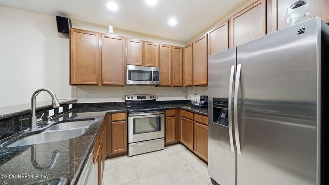 13322 OCEAN MIST Drive, Jacksonville, FL 32258