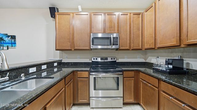 13322 OCEAN MIST Drive, Jacksonville, FL 32258