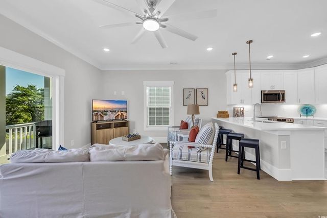 2312 Seaseeker Ln., Myrtle Beach, SC 29577