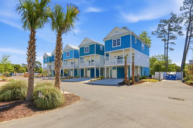2312 Seaseeker Ln., Myrtle Beach, SC 29577