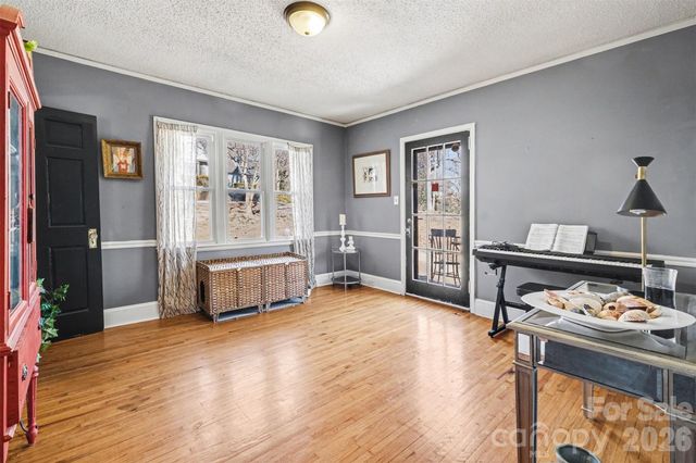 1210 Oakwood Avenue, Gastonia, NC 28052