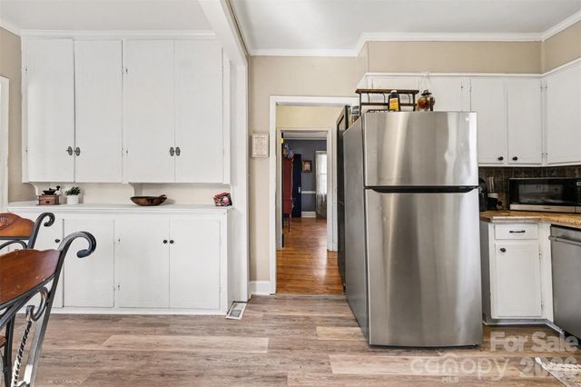 1210 Oakwood Avenue, Gastonia, NC 28052